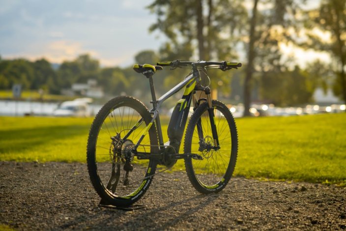 KROSS LEVEL BOOST 1.0 29" - Velikost rámu: M  (18"), Velikost kol: 29, Materiál rámu: Alu, Převody: 10, Kapacita baterie: 500WH