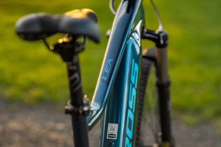 KROSS  LEA BOOST 3.0 630 29“ - Velikost rámu: M (19"), Velikost kol: 29, Materiál rámu: Alu, Převody: 10, Kapacita baterie: 630WH