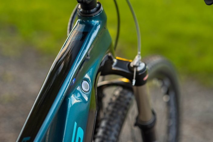 KROSS  LEA BOOST 3.0 630 29“ - Velikost rámu: M (19"), Velikost kol: 29, Materiál rámu: Alu, Převody: 10, Kapacita baterie: 630WH